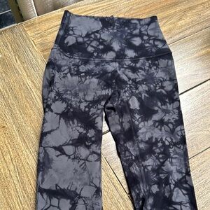 Lululemon Black Tie-Dye Leggings
